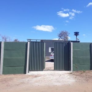 Muro pre-moldado Jardim Botânico Brasilia DF
